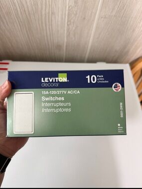 Leviton Decora White Rocker Switches - 10 Pack